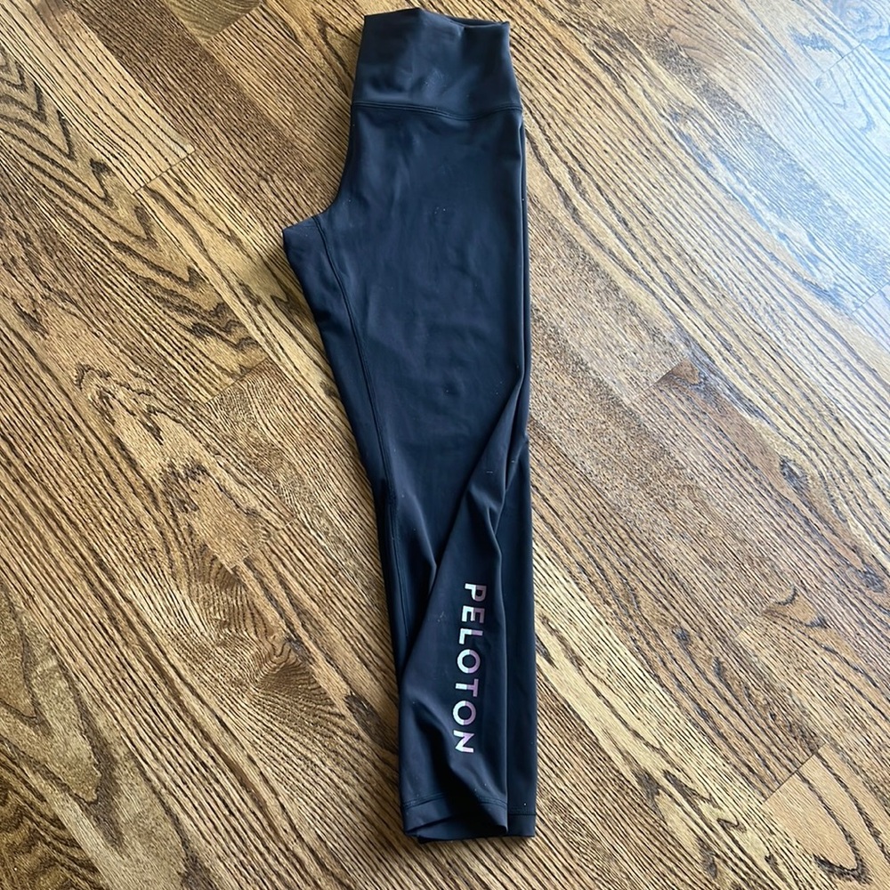 Lululemon x Peloton leggings
